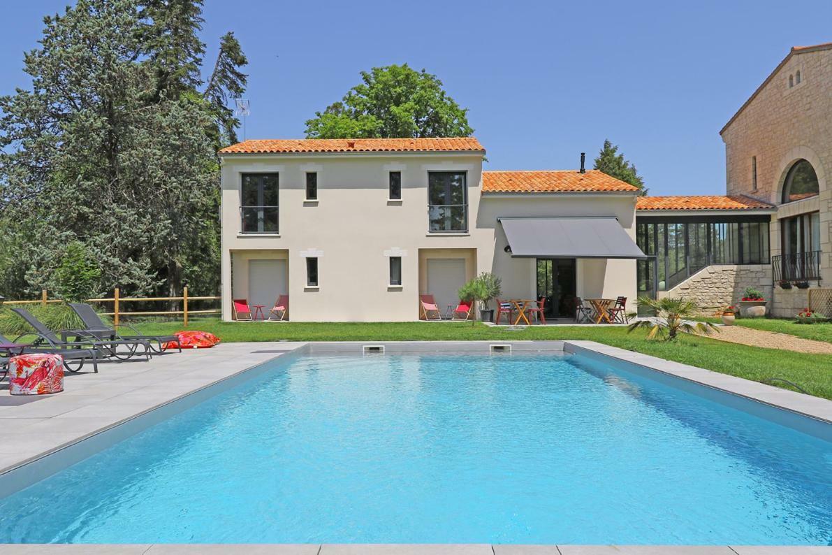 L Esprit Du Clain Chambres D Hotes Bandb De Standing Proches Du Futuroscope Golf Et Lac De St Cyr Naintre Ngoại thất bức ảnh